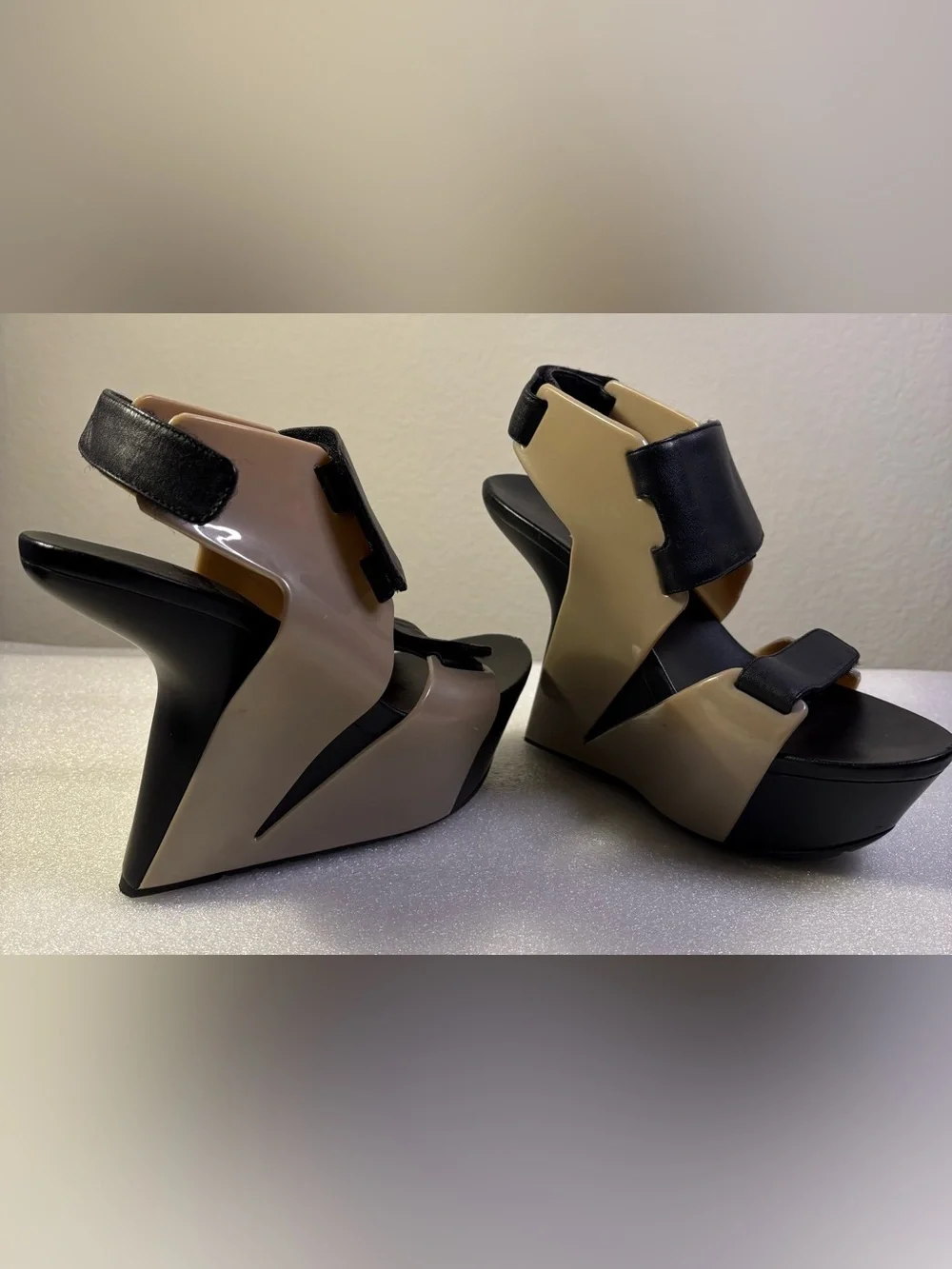 United Nude Hybrid Architectural Platform Wedge Sandals Black Nude Size 37